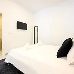 Elewana Apartment
