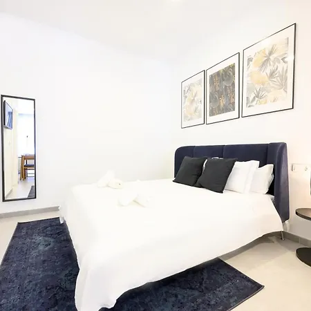 アパート Elewana