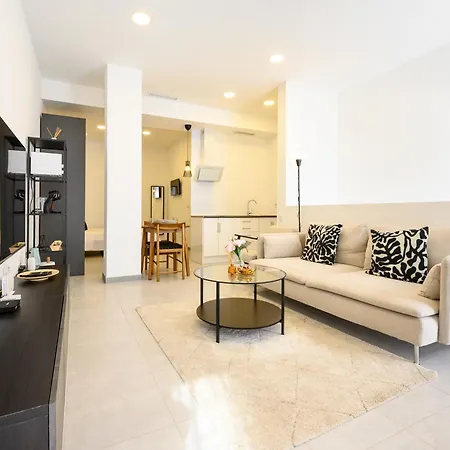 Elewana * Τορρεμολίνος